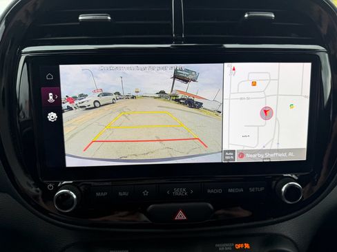 Used 2024 Kia Soul S FWD image 19