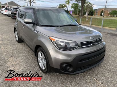 Used 2017 Kia Soul w/ Convenience Package