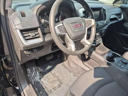 Used 2024 GMC Terrain SLE w/ Driver Convenience Package AWD/4WD image 11