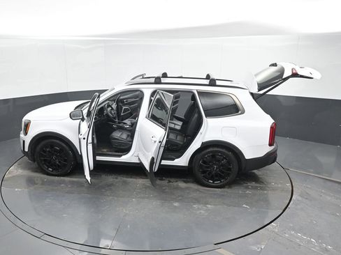 Used 2022 Kia Telluride EX w/ EX Premium Package image 45