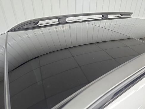 Used 2023 Kia Sorento X-Line EX image 11