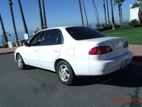 Used 2002 Toyota Corolla LE image 23