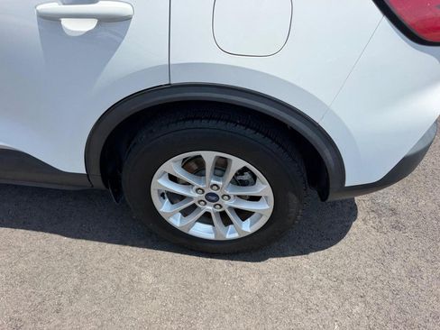 Used 2020 Ford Escape SE FWD image 8