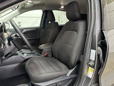 Certified 2024 Ford Escape Active image 8
