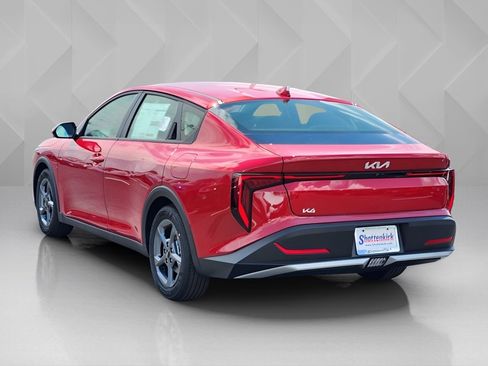 New 2025 Kia K4 LXS image 4