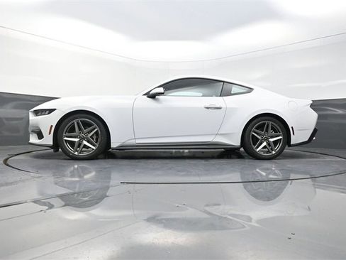 Used 2024 Ford Mustang Coupe image 26