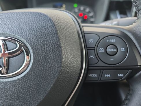 Used 2025 Toyota Corolla SE image 20