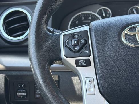 Used 2017 Toyota Tundra SR5 RWD image 11