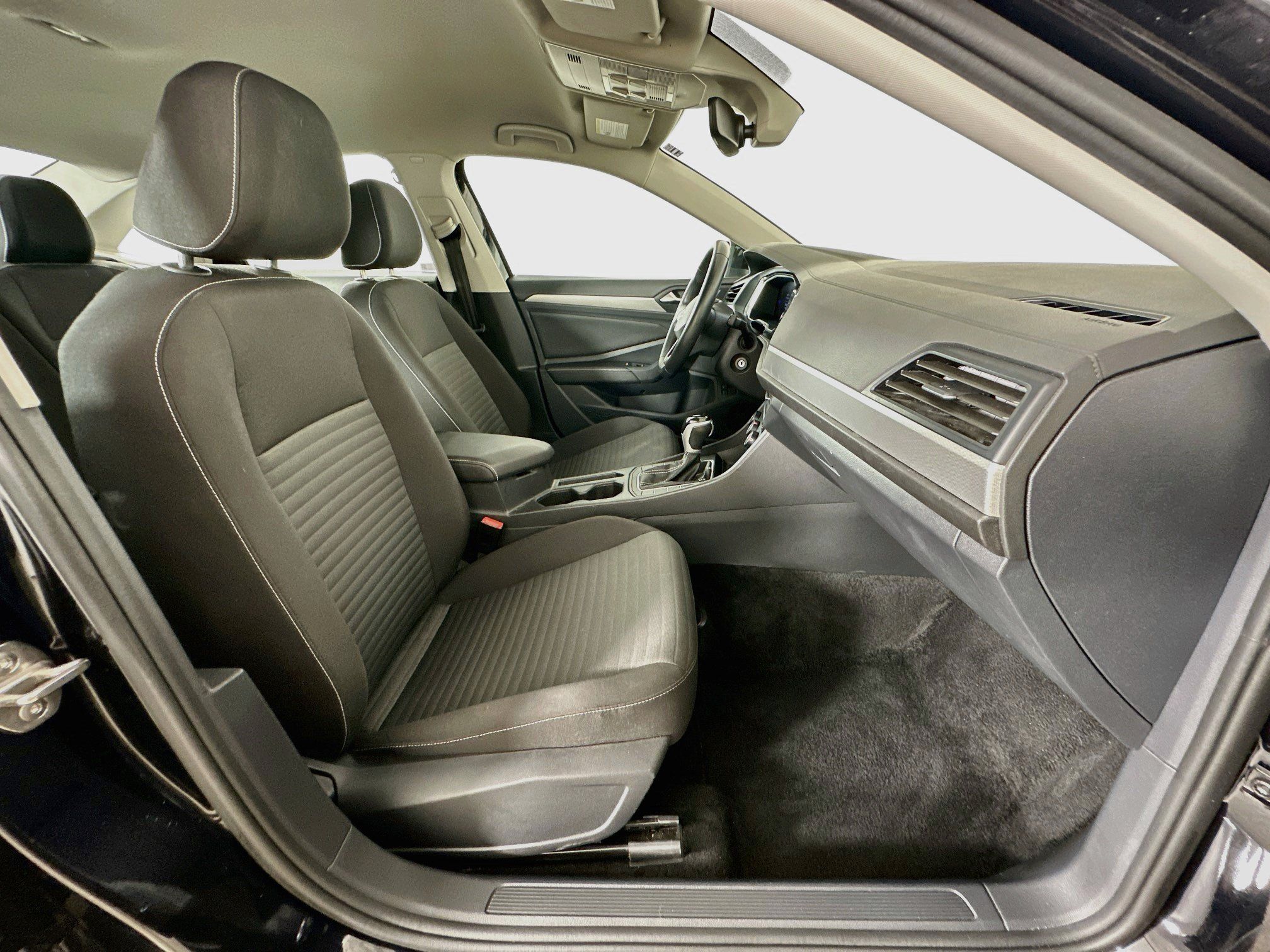 Used 2024 Volkswagen Jetta S FWD image 29