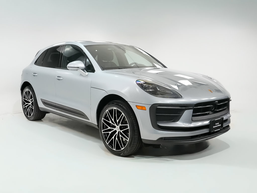 Certified 2026 Porsche Macan AWD/4WD image 7