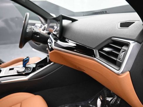 Certified 2023 BMW i4 eDrive35 RWD image 16