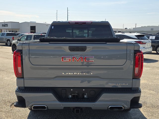 Used 2024 GMC Sierra 1500 Denali AWD/4WD image 4
