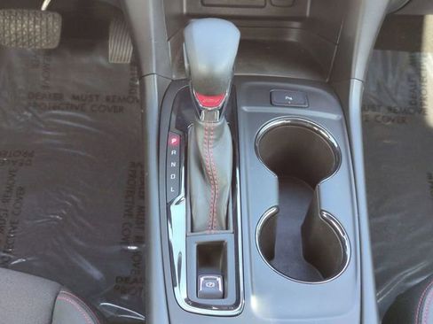 Used 2022 Chevrolet Equinox RS image 19