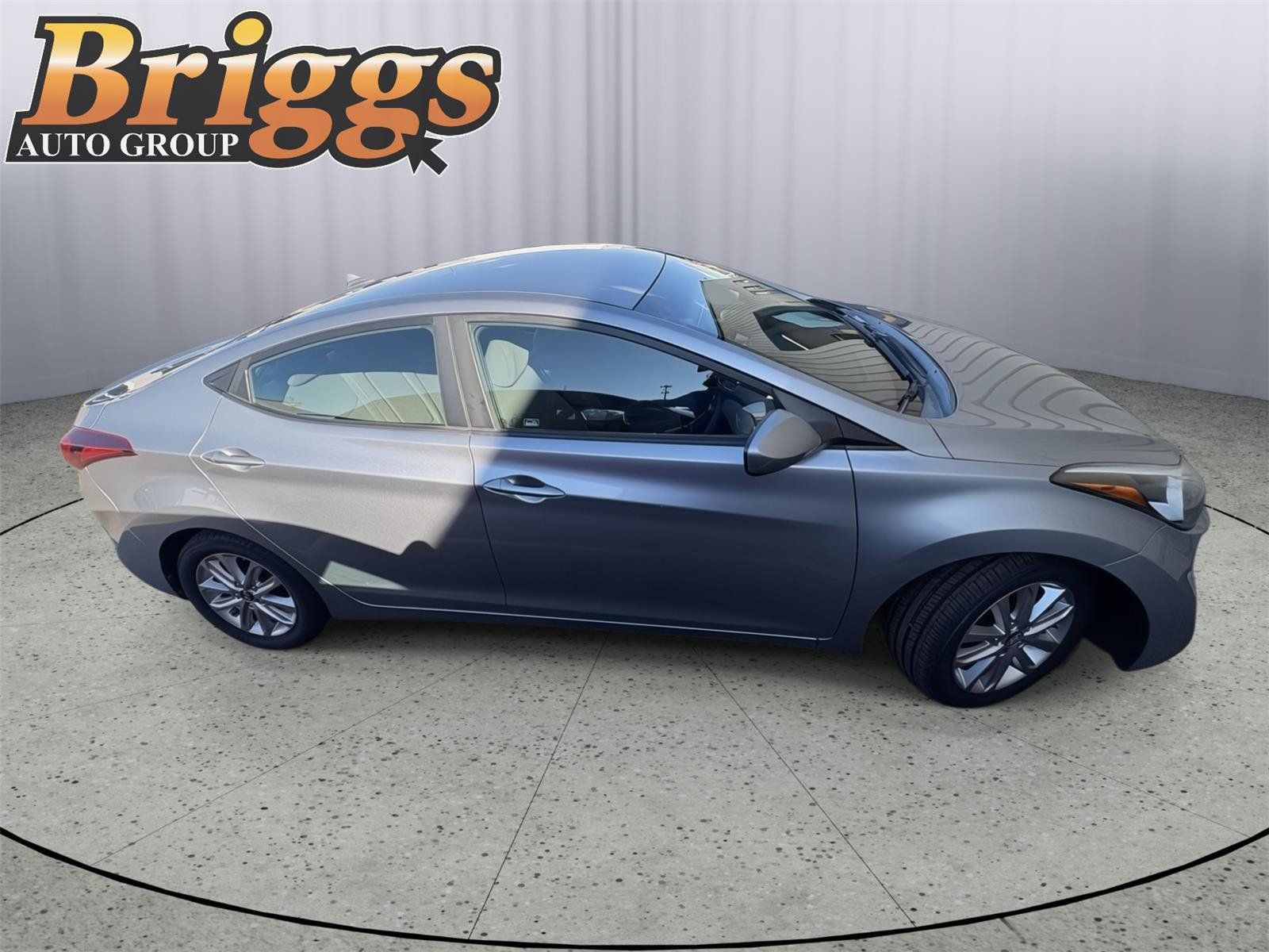 Used 2015 Hyundai Elantra SE w/ Option Group 02 FWD image 5