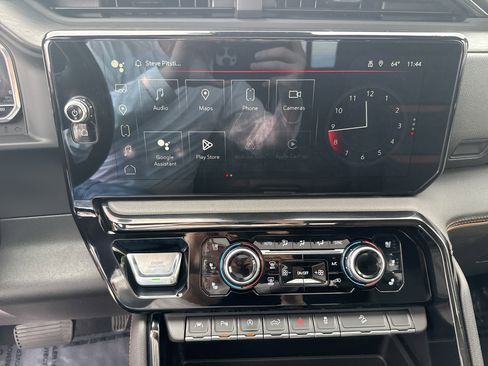 Used 2023 GMC Sierra 1500 AT4 w/ AT4 Premium Package image 21