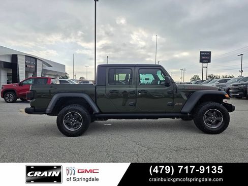 Used 2023 Jeep Gladiator Rubicon w/ LED Lighting Group AWD/4WD image 9
