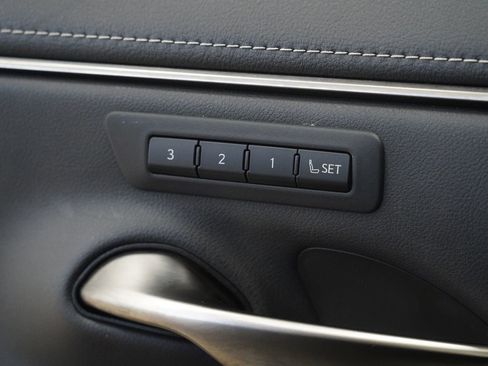 Used 2019 Lexus ES 350 image 32