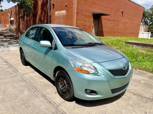 Used 2010 Toyota Yaris Sedan w/ PWR Pkg w/Steel Wheels FWD image 5