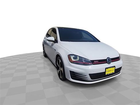Used 2016 Volkswagen GTI Autobahn image 2