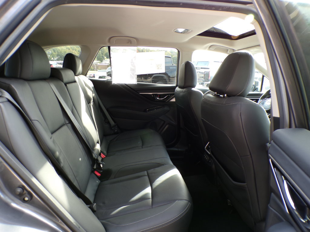 Used 2020 Subaru Outback Limited w/ Popular Package #2 AWD/4WD image 21