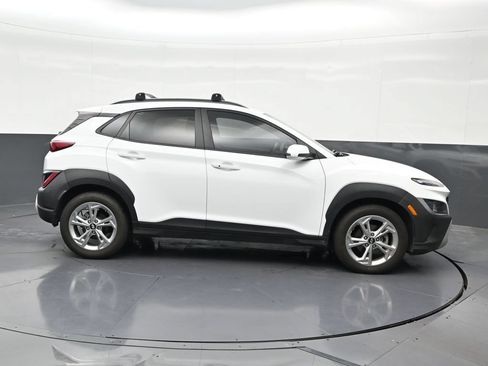 Used 2022 Hyundai Kona SEL FWD image 7