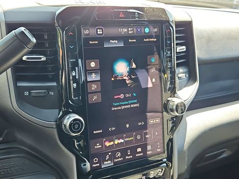 New 2026 RAM 2500 Tradesman AWD/4WD image 22