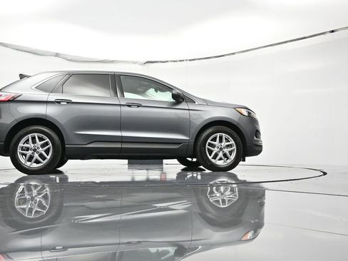 Used 2024 Ford Edge SEL image 50