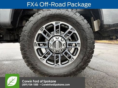 Certified 2025 Ford F350 Platinum w/ Platinum Plus Package image 10