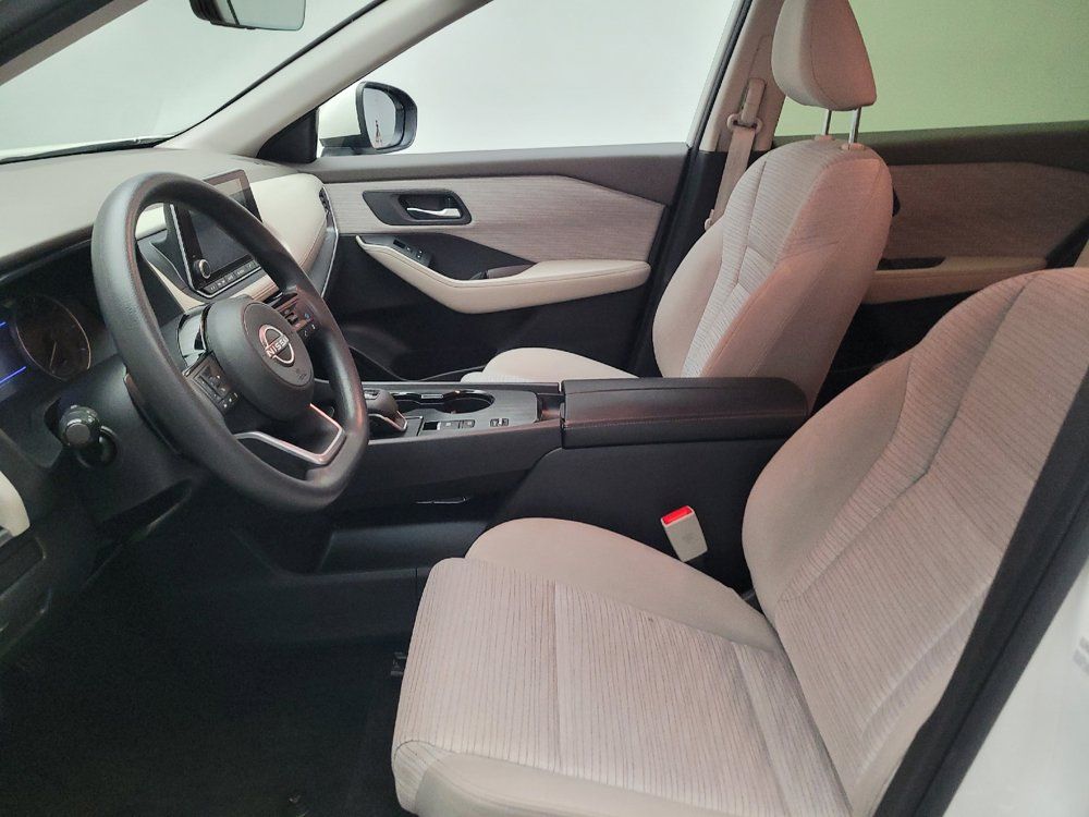 Used 2023 Nissan Rogue SV FWD image 17