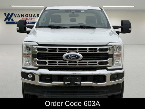 Used 2024 Ford F250 XLT w/ FX4 Off-Road Package AWD/4WD image 3