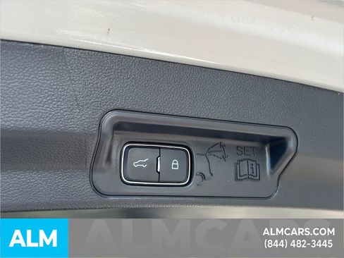 Certified 2025 Ford Explorer Platinum w/ LUX Leather Package AWD/4WD image 24