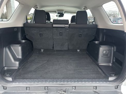 Certified 2024 Toyota 4Runner TRD Off-Road image 25