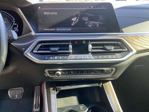 Used 2022 BMW X5 xDrive45e w/ M Sport Package image 28