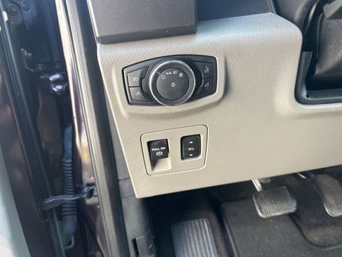 Used 2018 Ford F150 XLT w/ Equipment Group 302A Luxury image 20