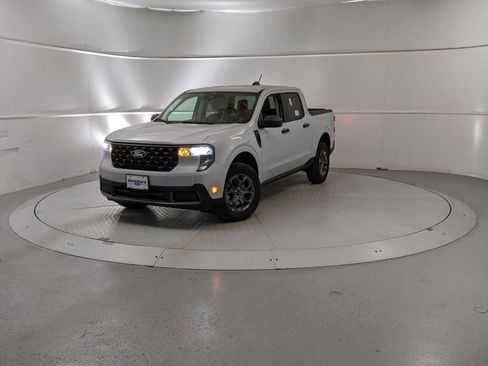 New 2026 Ford Maverick XLT image 6