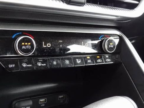 Used 2023 Kia K5 LXS image 24