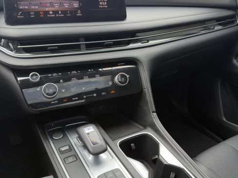 Used 2024 INFINITI QX60 Luxe AWD/4WD image 25
