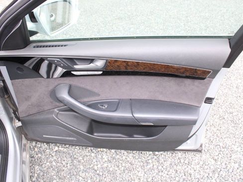 Used 2012 Audi A8 L 4.2 w/ Driver Assistance Pkg AWD/4WD image 22