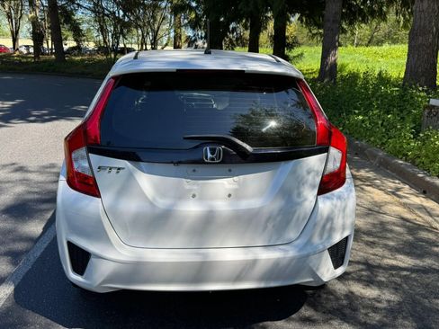 Used 2016 Honda Fit LX image 19