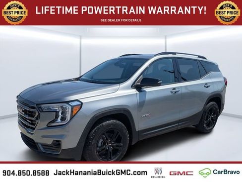 Used 2024 GMC Terrain AT4 AWD/4WD image 7