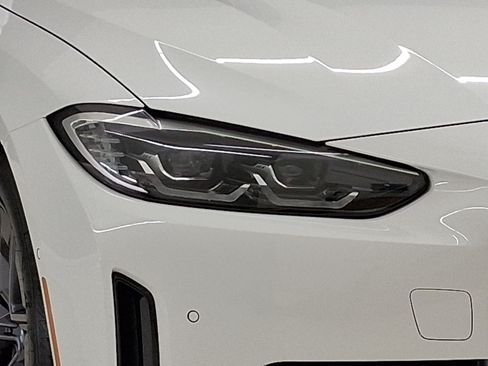 Used 2023 BMW i4 eDrive40 w/ Premium Package RWD image 12