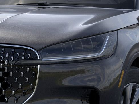 New 2026 Lincoln Aviator AWD image 18