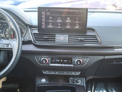 Certified 2023 Audi Q5 2.0T Premium w/ Convenience Package image 15