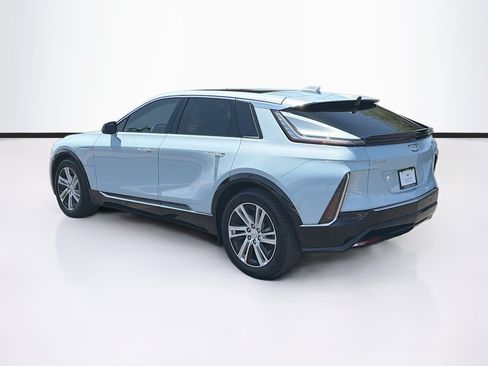 Certified 2024 Cadillac Lyriq Tech w/ Driver Assist Package RWD image 7