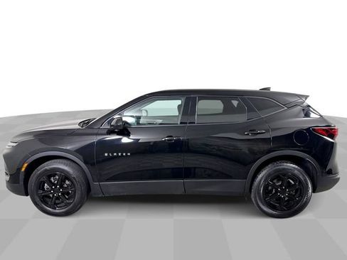 Used 2025 Chevrolet Blazer LT FWD image 5