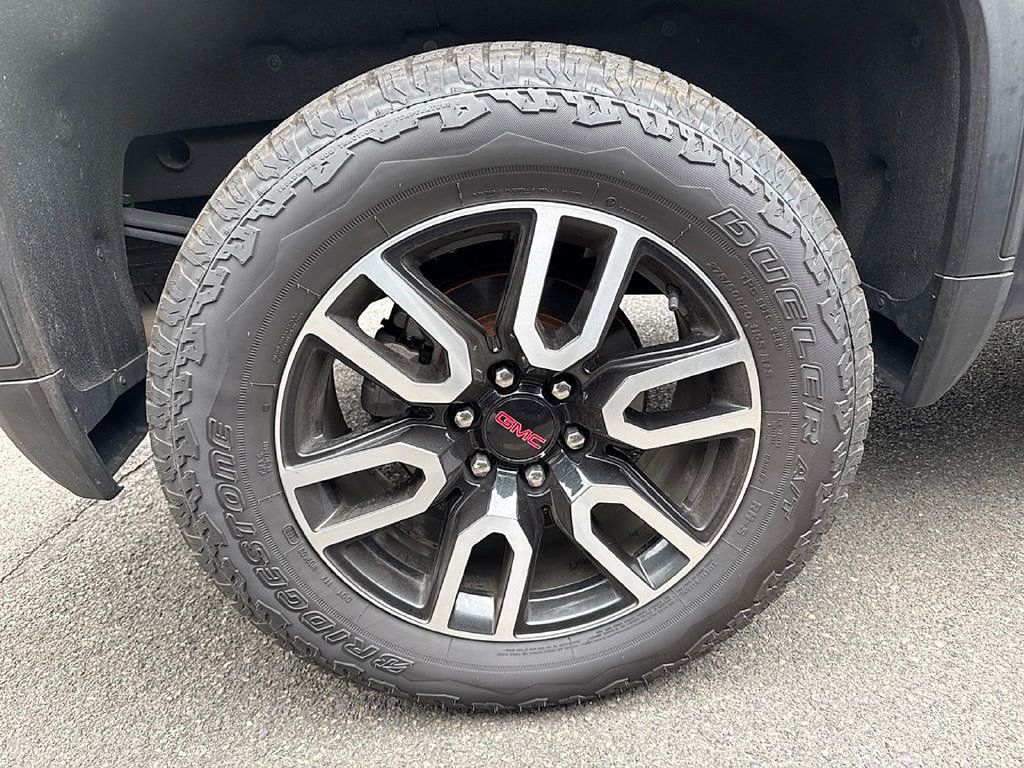 Certified 2019 GMC Sierra 1500 AT4 w/ AT4 Premium Package AWD/4WD image 6