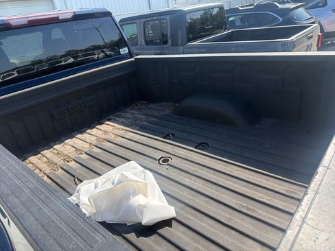 Used 2021 GMC Sierra 2500 4x4 Crew Cab w/ Gooseneck/5TH Wheel Package image 9