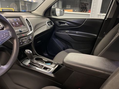 Used 2020 Chevrolet Equinox LT image 13