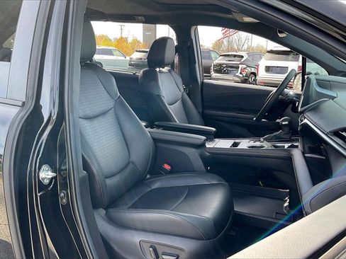 Used 2024 Toyota Sienna XSE image 34