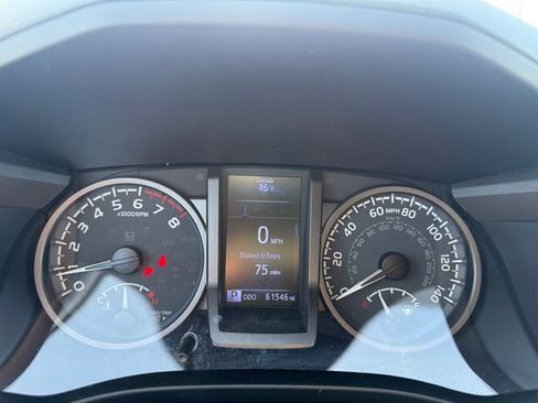 Used 2020 Toyota Tacoma TRD Sport w/ Technology Package AWD/4WD image 30